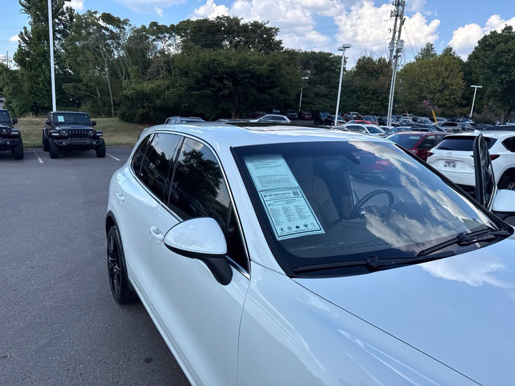 Used 2012 Porsche Cayenne AWD/4WD image 93