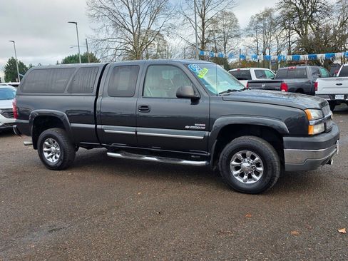 Used 2003 Chevrolet Silverado 2500 LT w/ Skid Plate Package image 2