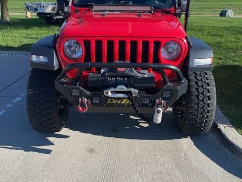 Used 2018 Jeep Wrangler Unlimited Sport AWD/4WD image 1