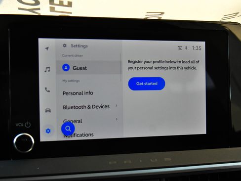 Used 2025 Toyota Prius LE image 18