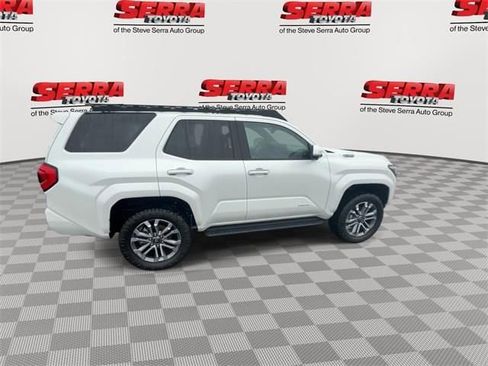 Used 2025 Toyota 4Runner Limited AWD/4WD image 10