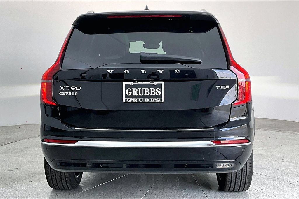 New 2026 Volvo XC90 T8 Core w/ Protection Package Premier AWD/4WD image 5