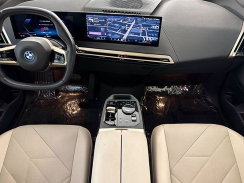 Certified 2024 BMW iX xDrive50 w/ Sport Package AWD/4WD image 15