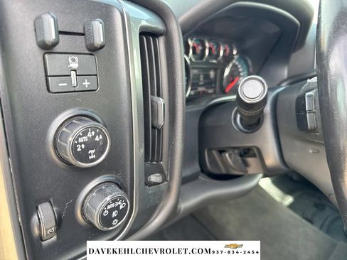 Used 2015 Chevrolet Silverado 1500 LT w/ LT Convenience Package AWD/4WD image 10