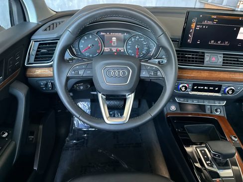 Used 2023 Audi Q5 2.0T Premium w/ Convenience Package image 14