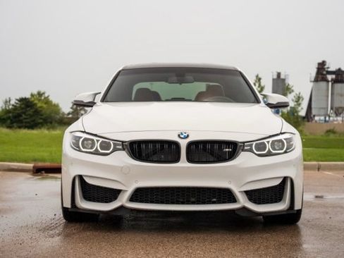 Used 2018 BMW M3 RWD image 2
