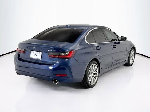 Certified 2024 BMW 330i Sedan w/ Premium Package RWD image 5