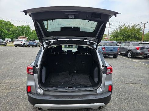 Certified 2024 Ford Escape Active AWD/4WD image 10