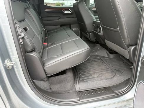 Used 2023 GMC Sierra 1500 Denali w/ Denali Carbonpro Edition AWD/4WD image 15