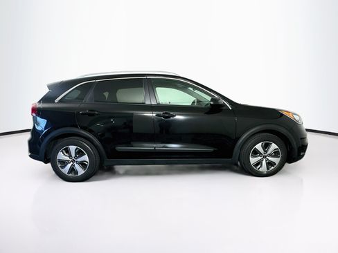 Used 2019 Kia Niro LX FWD image 10