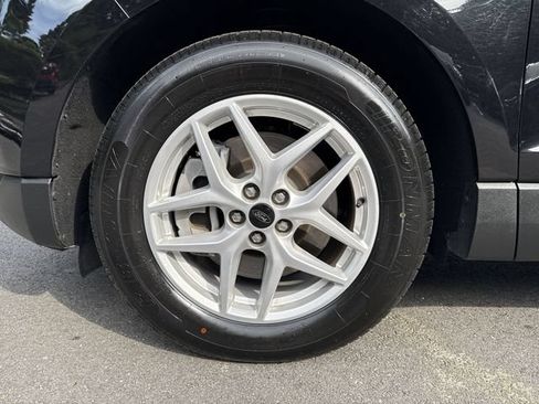 Certified 2024 Ford Edge SEL AWD/4WD image 10