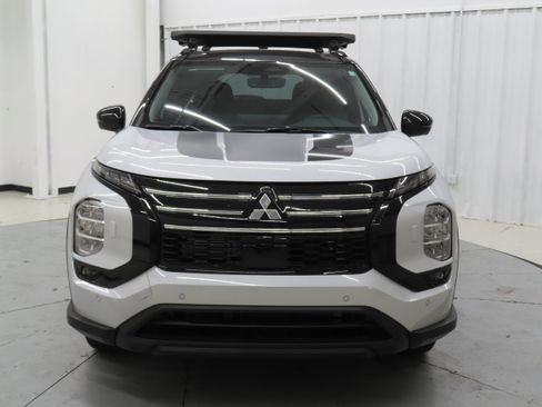New 2026 Mitsubishi Outlander AWD image 9