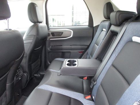 Used 2025 Ford Bronco Sport Outer Banks w/ Outer Banks Tech Package+ AWD/4WD image 16