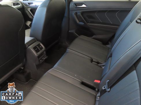 Used 2023 Volkswagen Tiguan SE R-Line image 24
