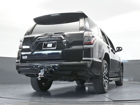 Used 2024 Toyota 4Runner Limited AWD/4WD image 60