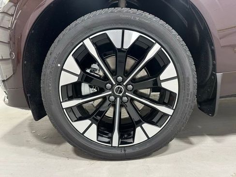 New 2026 Volvo XC60 B5 Plus w/ Climate Package AWD/4WD image 23