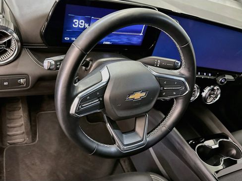 Used 2024 Chevrolet Blazer EV LT AWD/4WD image 18