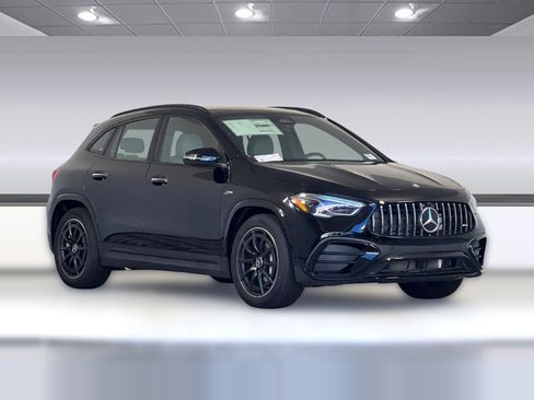 New 2025 Mercedes-Benz GLA 35 AMG AMG GLA 35 image 6