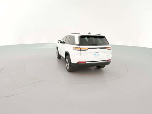 New 2025 Jeep Grand Cherokee Limited w/ Trailer Tow Package image 9