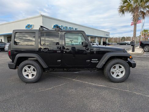 Used 2016 Jeep Wrangler Unlimited Sport w/ Quick Order Package 24S image 3