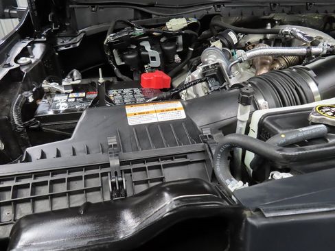 Used 2025 Ford F250 Platinum image 38