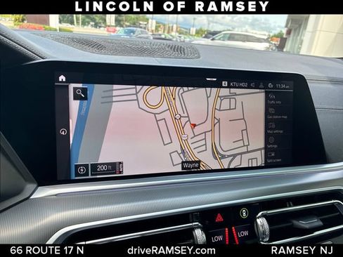 Used 2022 BMW X5 xDrive40i w/ Premium Package AWD/4WD image 19