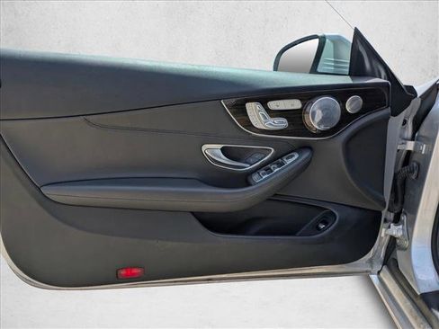 Used 2019 Mercedes-Benz C 300 Cabriolet image 5