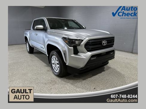 Used 2024 Toyota Tacoma SR5 AWD/4WD image 1