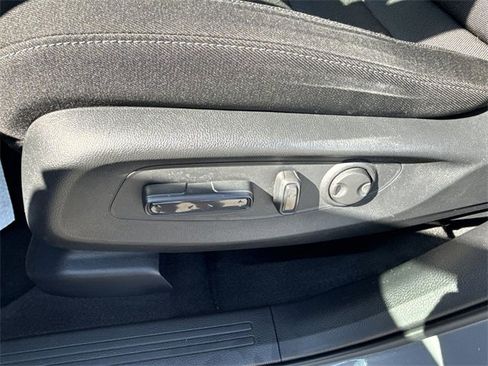 Used 2025 Honda CR-V EX image 19