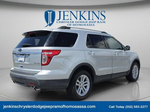Used 2013 Ford Explorer XLT FWD image 5