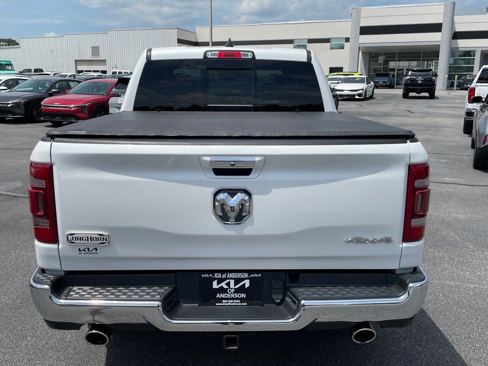 Used 2022 RAM 1500 Limited AWD/4WD image 4