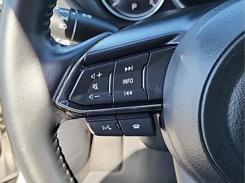 Certified 2025 MAZDA CX-5 AWD 2.5 S w/ Select Package image 17