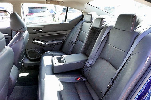 Used 2024 Nissan Altima 2.5 SR FWD image 25