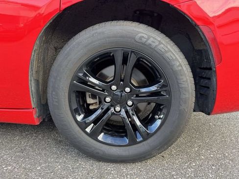 Used 2023 Dodge Charger SXT RWD image 9