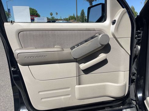 Used 2007 Ford Explorer Sport Trac XLT image 10