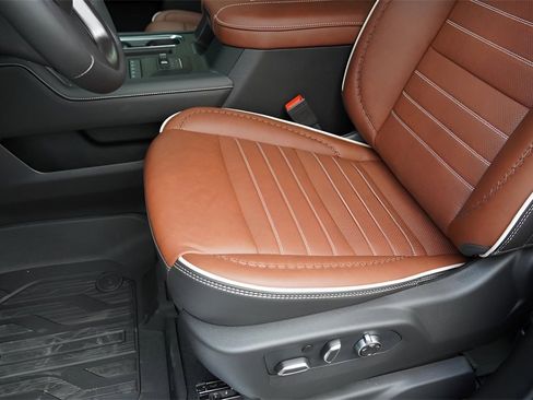 New 2026 GMC Sierra 3500 Denali Ultimate image 13