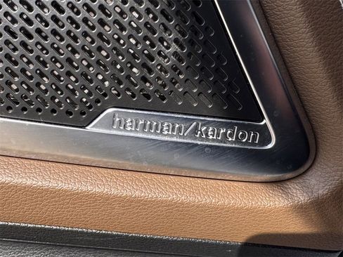 Used 2021 Kia Telluride SX w/ SX Prestige Package image 26