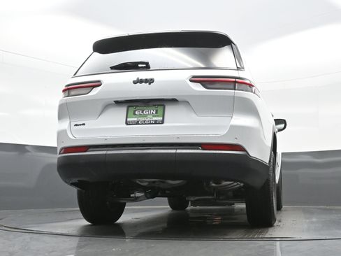 New 2025 Jeep Grand Cherokee L Altitude image 15