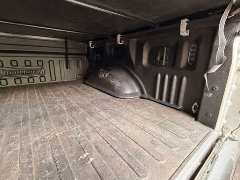 Used 2017 Ford F150 Lariat AWD/4WD image 10
