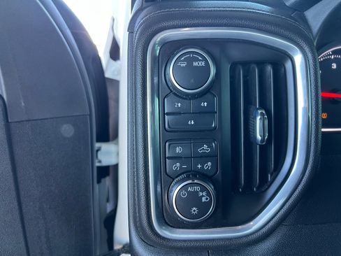 Used 2023 Chevrolet Silverado 2500 LT w/ Convenience Package image 22