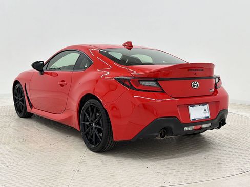 Used 2023 Toyota GR86 Premium w/ ALL Weather Mat Package (TMS) image 3