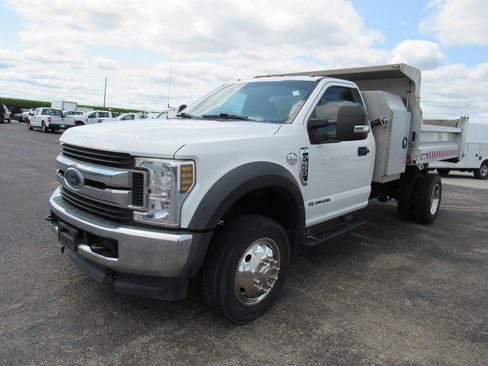 Used 2018 Ford F550 4x4 Regular Cab Super Duty image 7