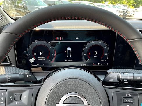 Used 2026 Nissan Kicks SR FWD image 21