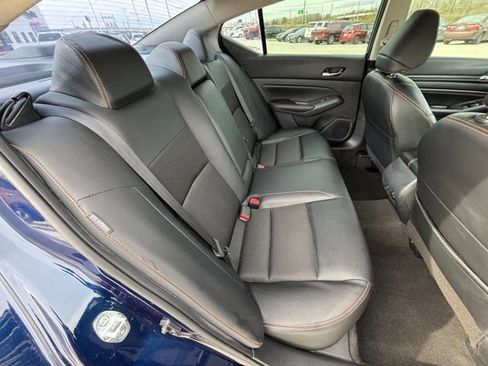 Used 2022 Nissan Altima 2.5 SR image 18