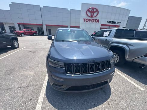 Used 2021 Jeep Grand Cherokee High Altitude AWD/4WD image 10