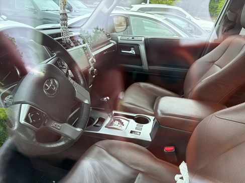 Used 2023 Toyota 4Runner Limited RWD image 12