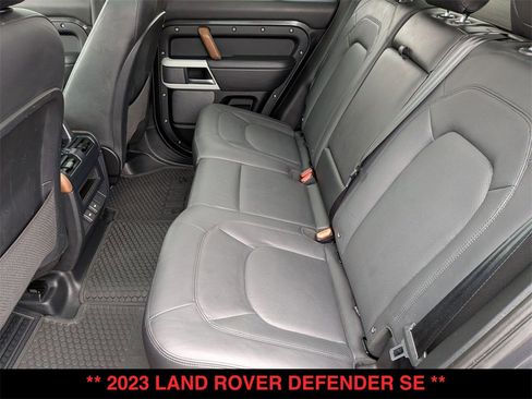 Used 2023 Land Rover Defender 110 SE image 25