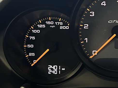 Used 2025 Porsche 718 Cayman GT4 RS image 21