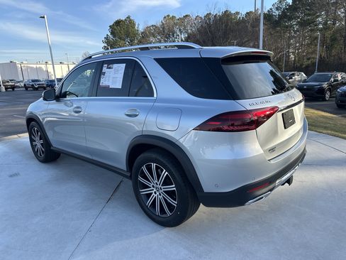 Used 2025 Mercedes-Benz GLE 450e 4MATIC image 8