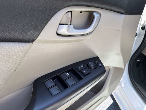 Used 2013 Honda Civic LX image 24